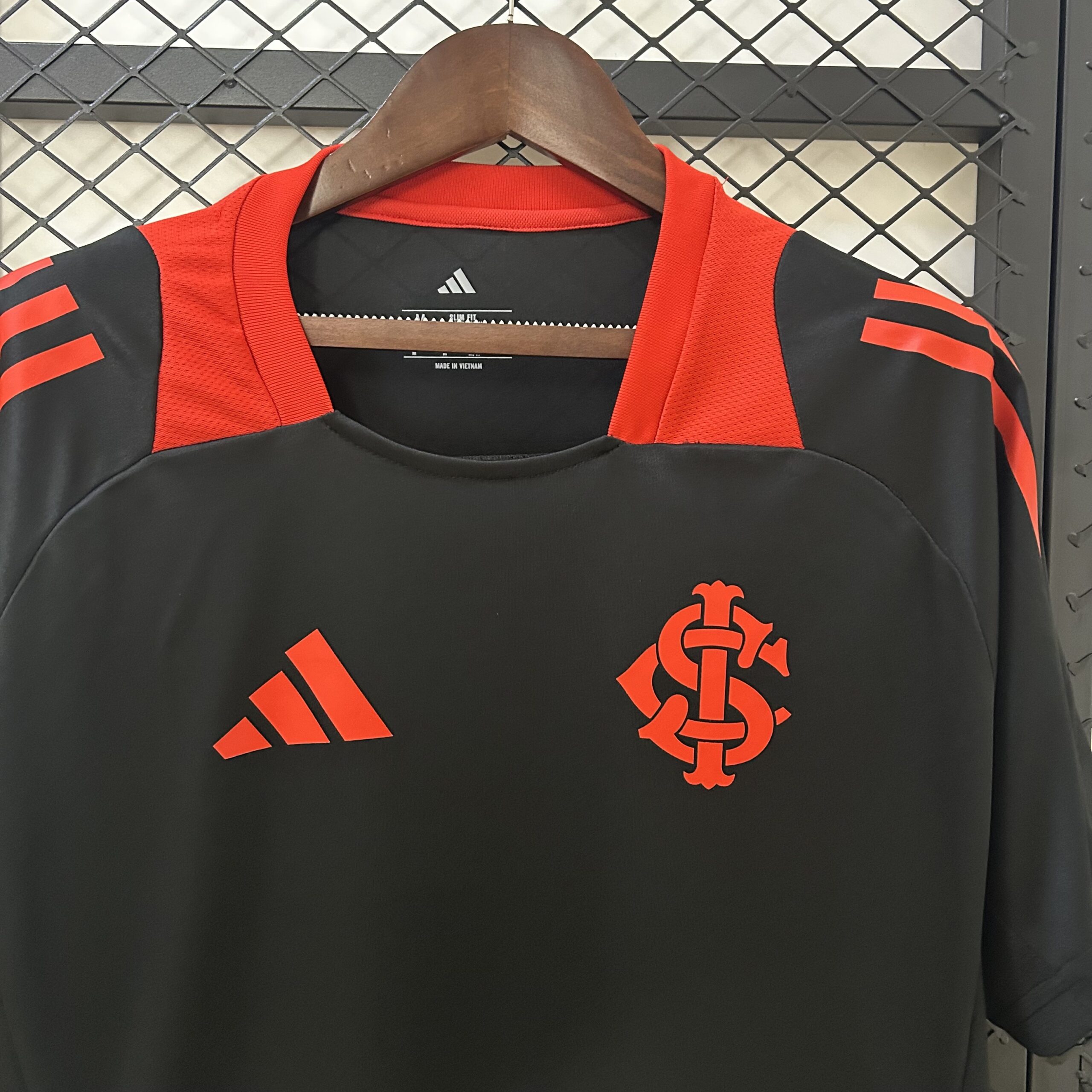 Internacional | Training Suit Black 25/26 - Image 3