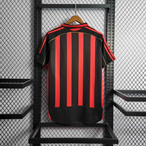 AC Milan | Camisola principal Retro 2006-2007 - Image 2