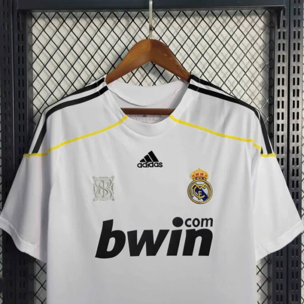 Real Madrid | Camisola principal Retro 2009-2010 - Image 3