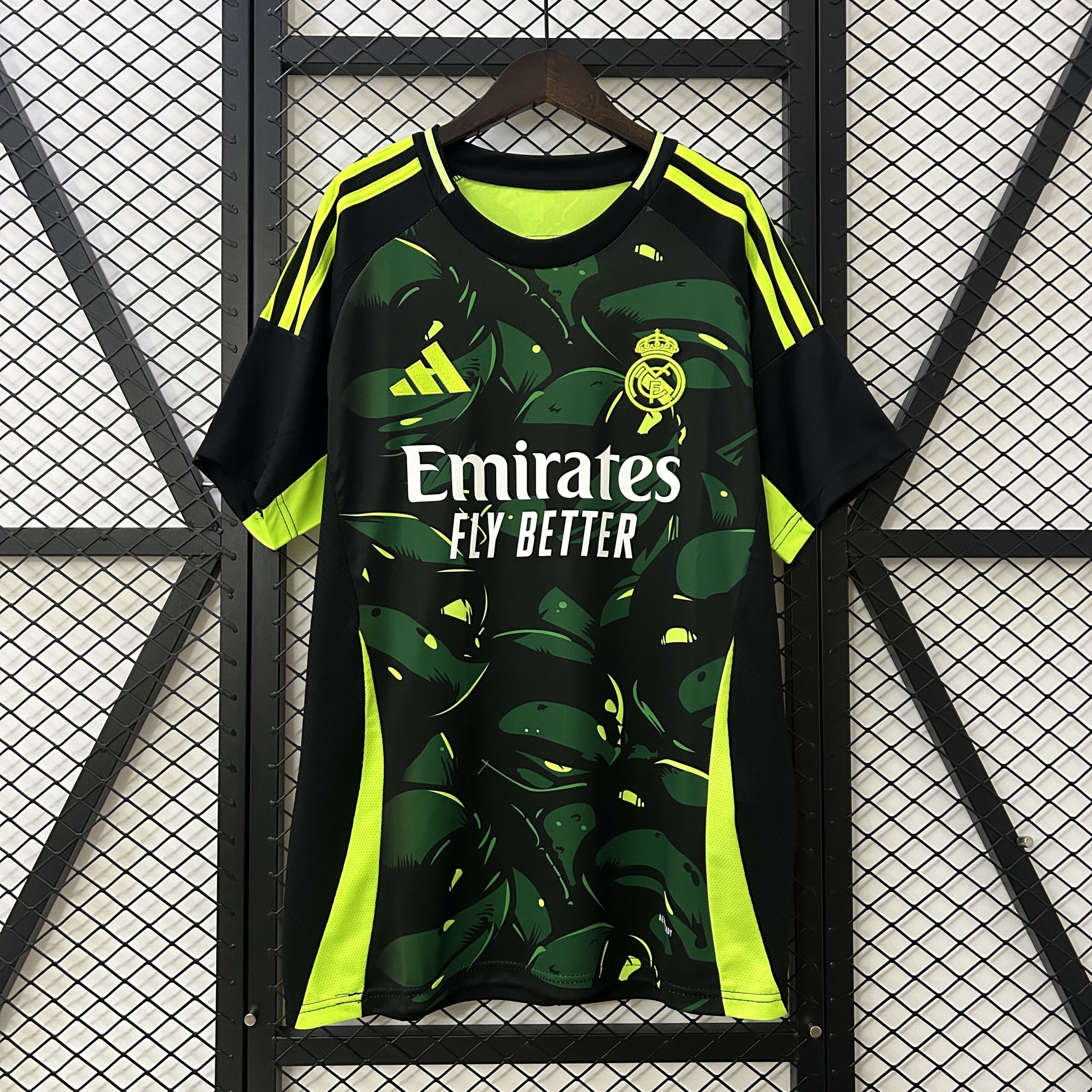 Real Madrid | Green and Black Special Edition 24/25
