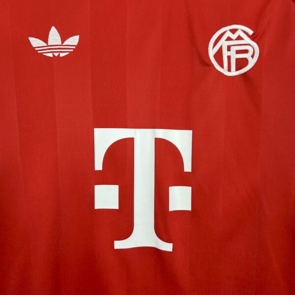 Bayern Munich | Goalkeeper 25/26 - Image 3