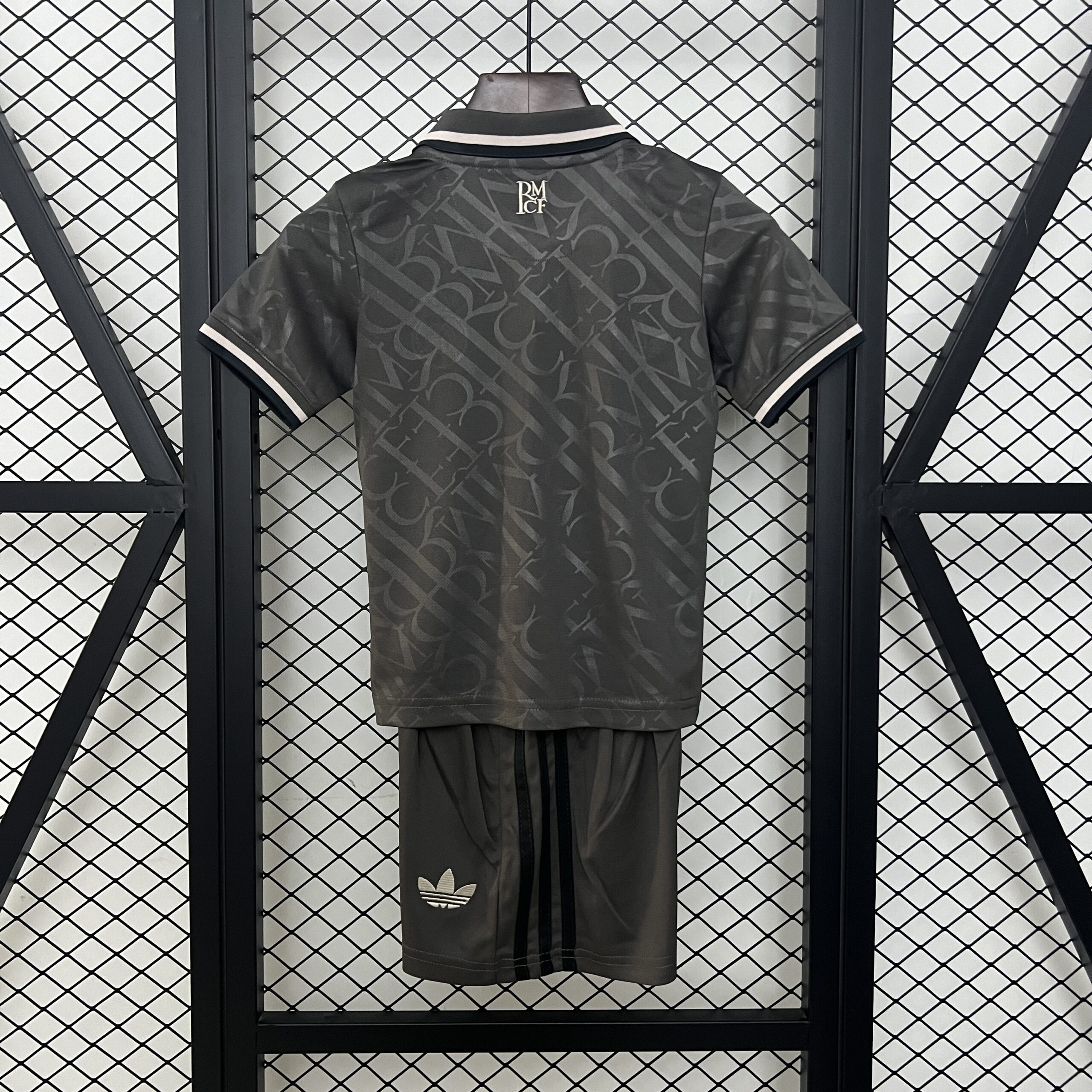 Real Madrid | Third Away 24/25 Kids - Image 3