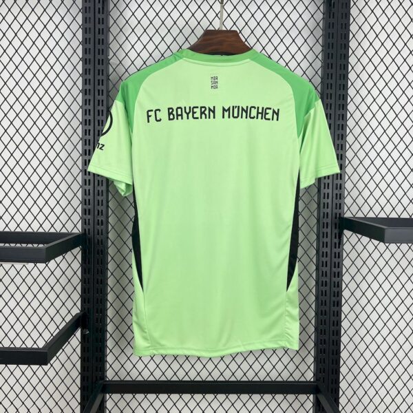Bayern Munich | Green Goalkeeper 25/26 - Image 2